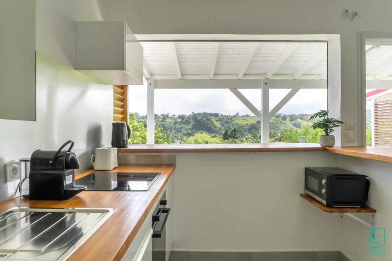 Superbe Appartement Avec Terrasse Vue Nature - Julyan House Petit-Bourg Exterior foto